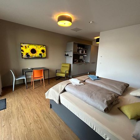 Fair N Square Hotel 24 Stunden Self-Check In Дармщат Екстериор снимка