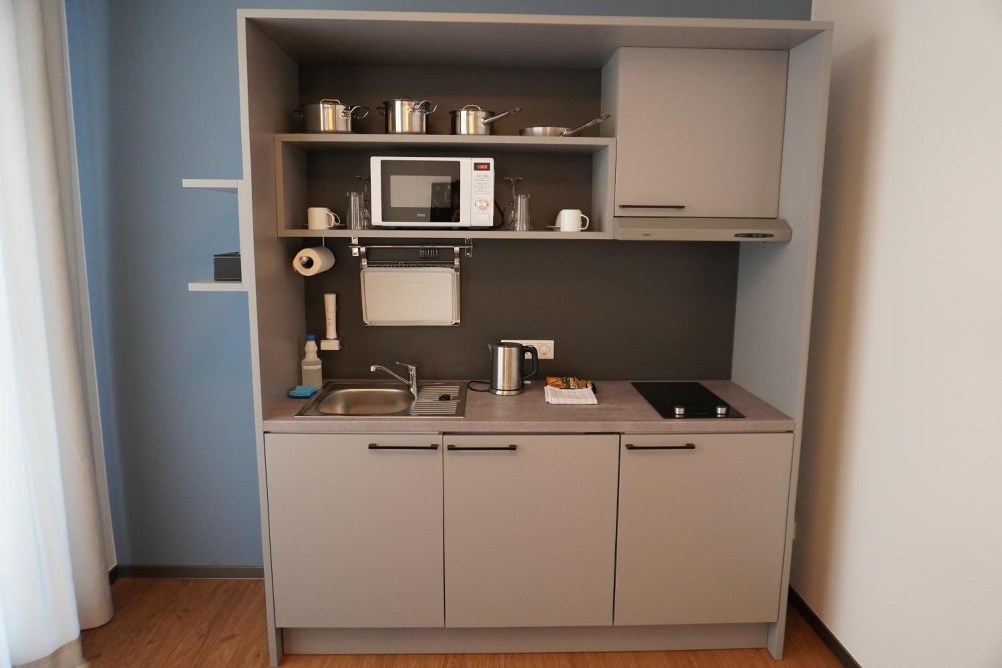 Fair N Square Hotel 24 Stunden Self-Check In Дармщат Екстериор снимка