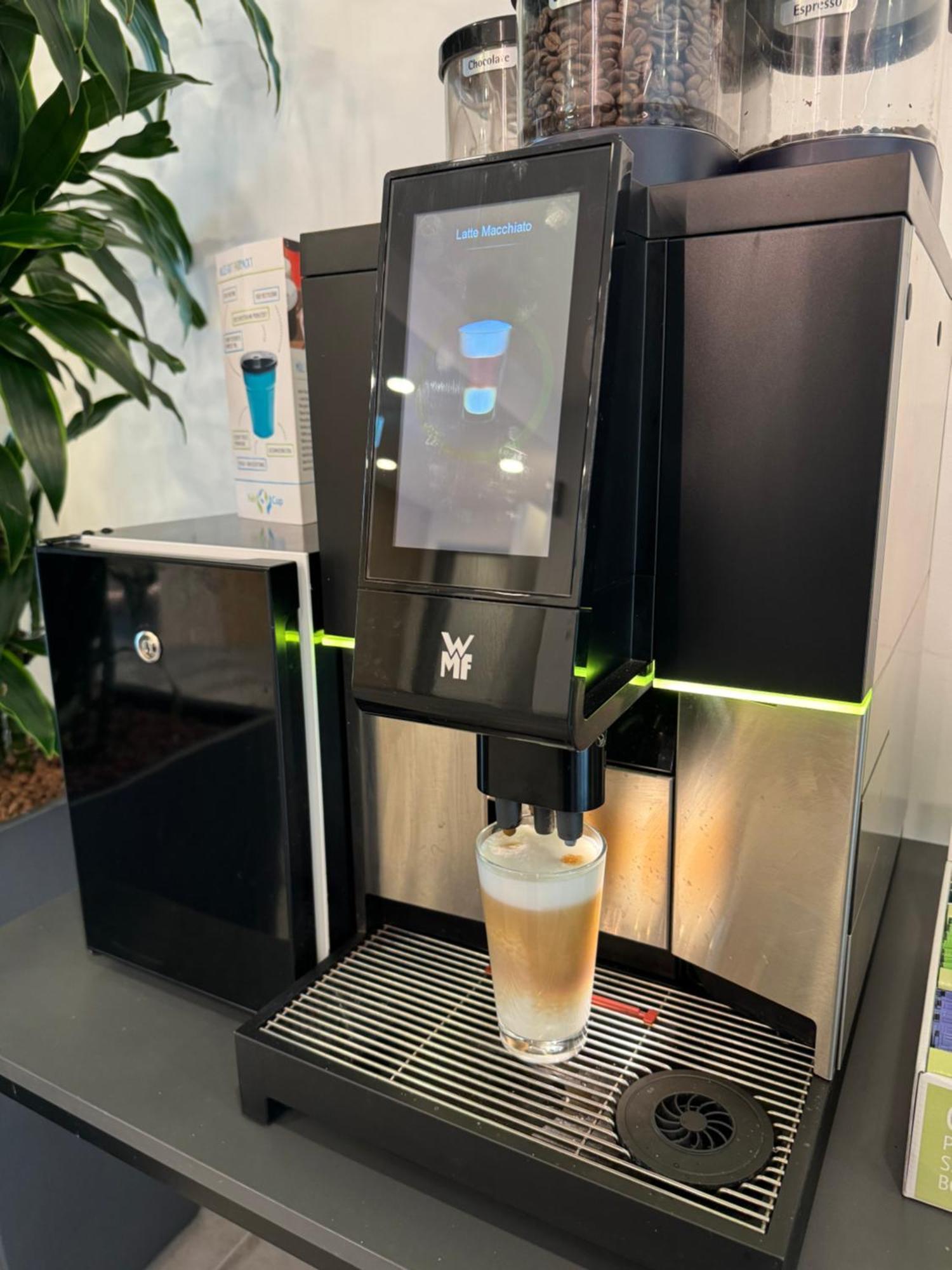 Fair N Square Hotel 24 Stunden Self-Check In Дармщат Екстериор снимка